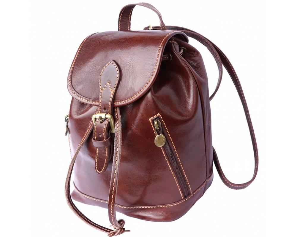 Trecchina (chestnut) - Our best selling leather backpack